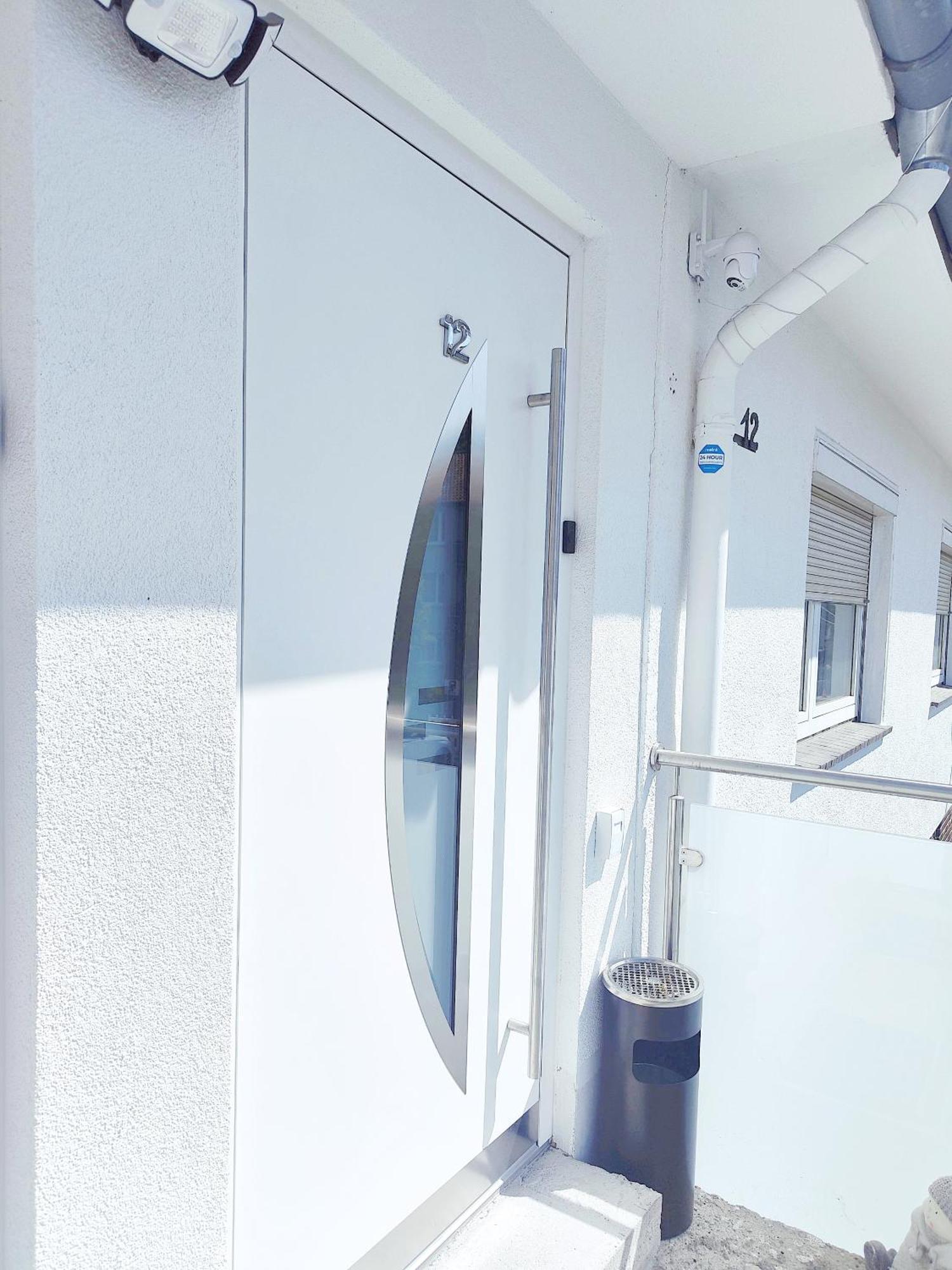 Schickes 110Qm Ferienhaus In Naehe Vw, Messe,Dez Und Orangerie Kassel Exterior foto